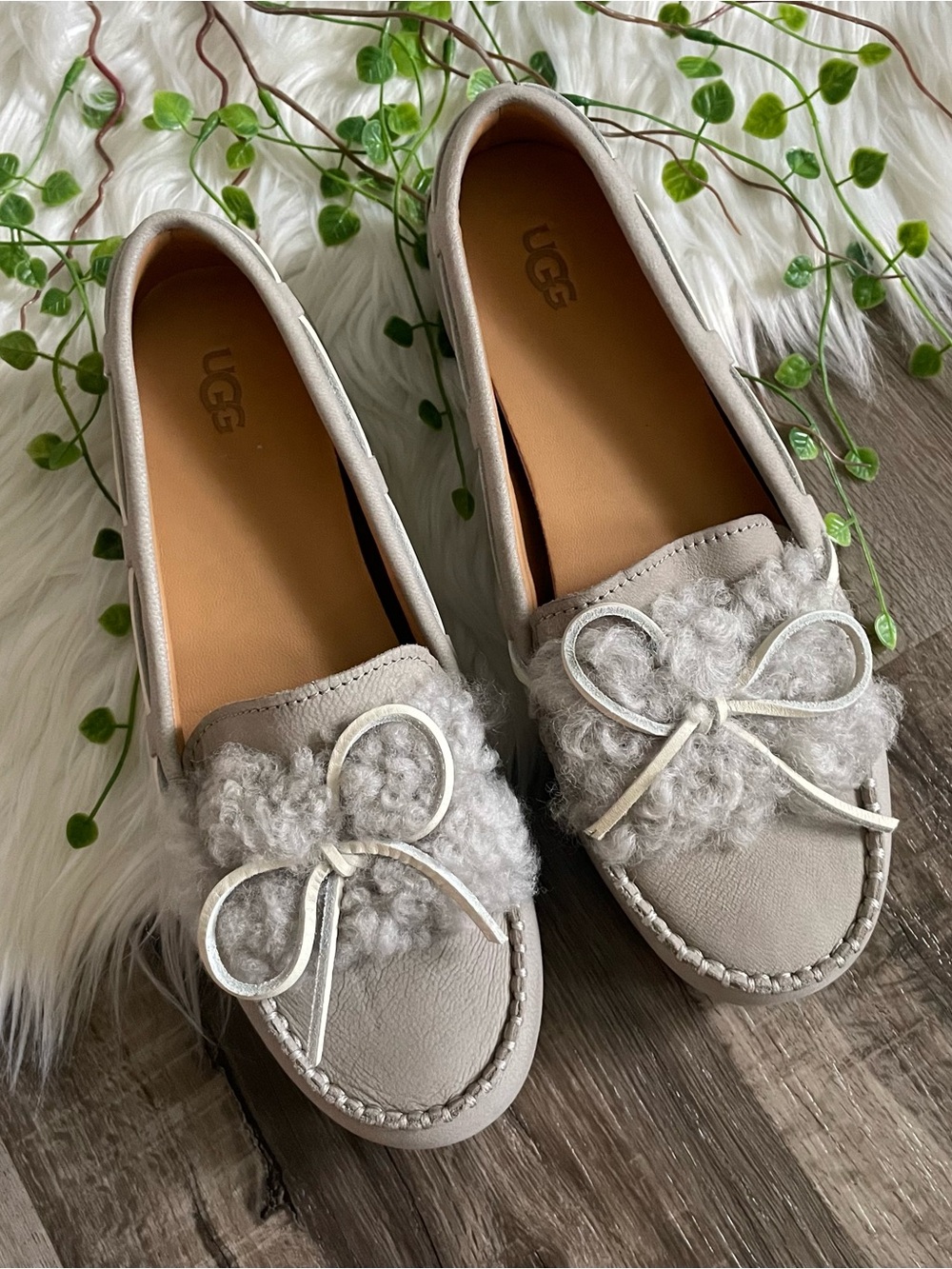 NEW | UGG Alana Fluff TS Slippers Slip On Moccasin Model 1116106 Women’s Size 6